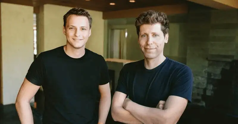 Sam Altman posing with Tools for Humanity co-founder Alex Blania.